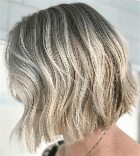 coupe carré destructuré femme|Carré déstructuré : 50 inspirations et explications